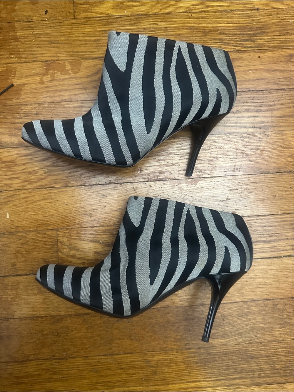Stella McCartney Zebra-Print Ankle Booties Black/Gray-Silver Size 40UK 9.5US